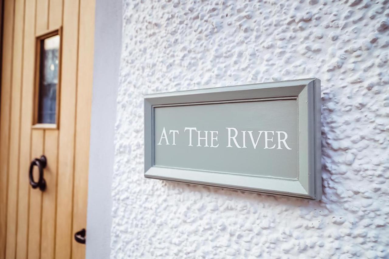 At The River Dundee Exterior photo